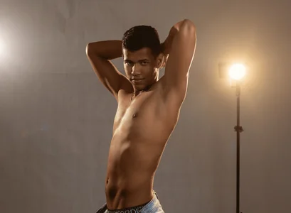 KingStark_: wet by you🔥 ( фото)