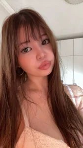 Xo_Niya Public Foto 3