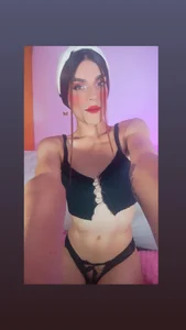 TatiGil Public Pic 9