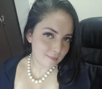 Juliana_bigboobs Public Pic 3