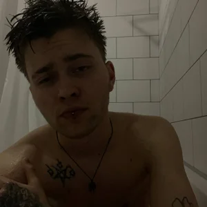 Just me^w^ de Thomas_Norton  2 Imagens