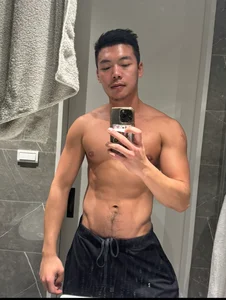 AdamHarper112 Public 사진 5