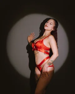 ValeryRossell Red, the color of passion💋 사진 8