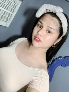 AttractiveMistressNatural Selena 💕图片 7