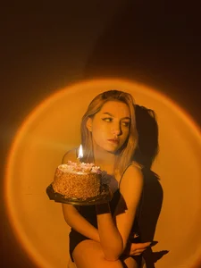 _MayaMoon_ Public Pic 4