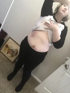 Thiccums-the-Goddess's photo