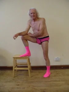 WaverlyKernowのLife modellingの枚の写真