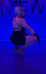 isahilton1 Public Immagine  7