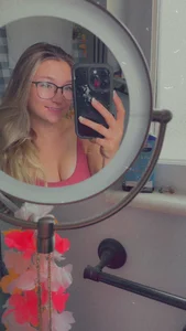 hatgirlsolo Public Pic 5