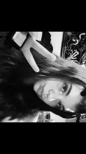 Public de juicygoth202  2 photos