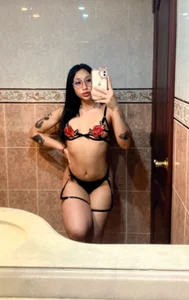 mina_harker Public Pic 2