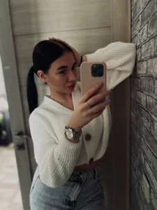 L1llian_Lee Public Pic 4