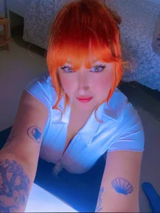 Hornypeach23 Public 사진 2