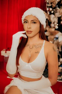 TaniaSmith1 🎁✨Merry Christmas🎄✨ Pic 2