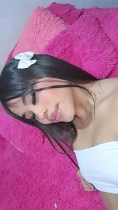 KISS🩷. de Roxan_Luxe  Imagens