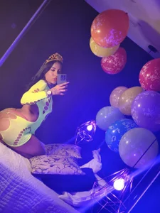 MarianaaSantos: It was a happy birthday. ( 5 фото)