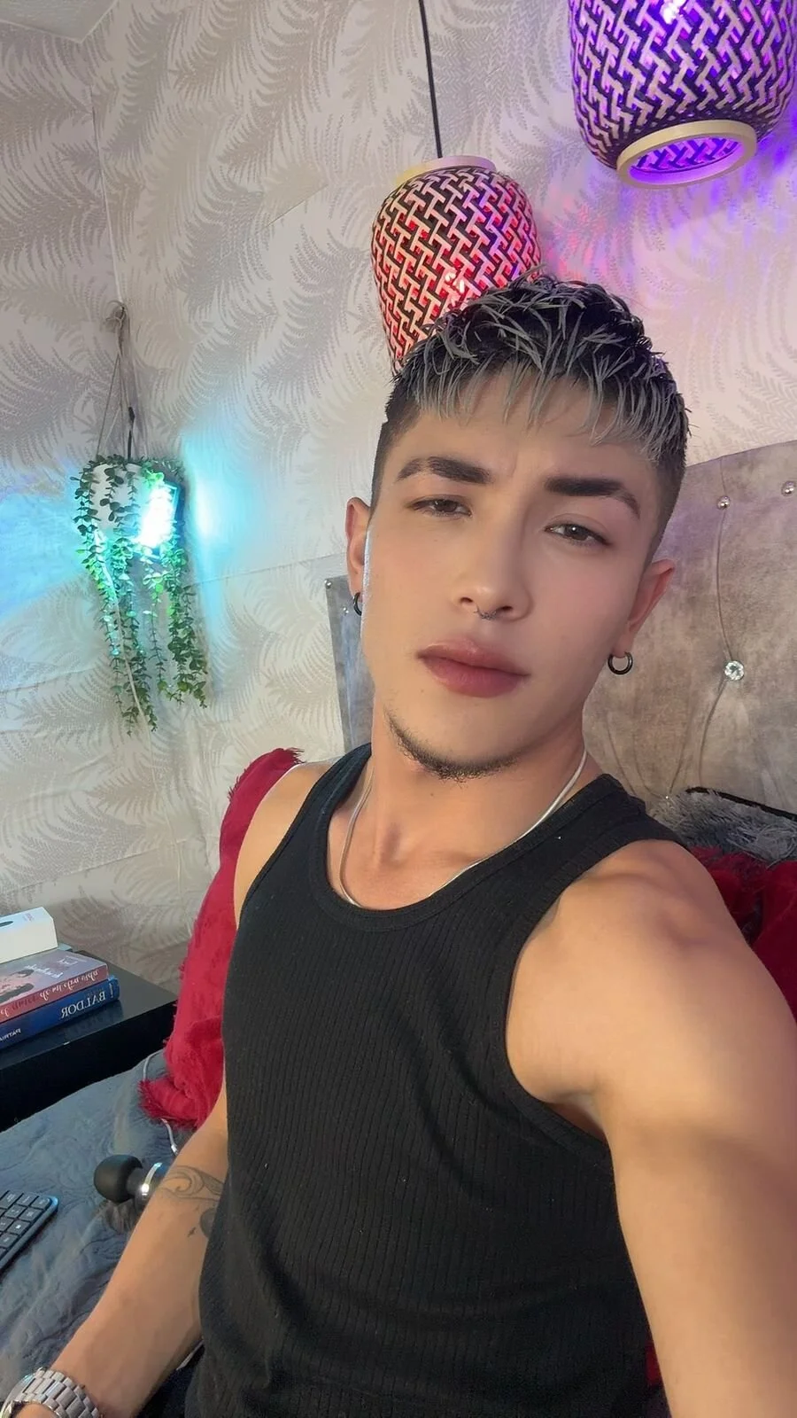 Ianwayne-এর ট্রেন্ডিং  9345টি ছবি