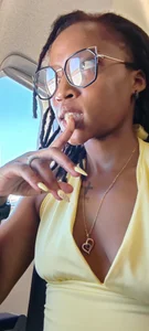 Just a Lil toy de FreakySag_8888  3 Imagens