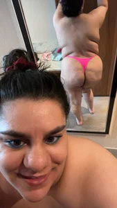 CurvySubLeah Ass Gambar 3