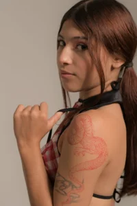 tbabi11Do you like schoolgirls?图片