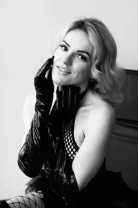 Vanille_Mystery Public Pic 3