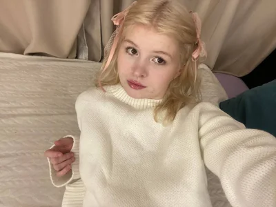 ShontaWasilko My new cutie outfit for you Gambar 9