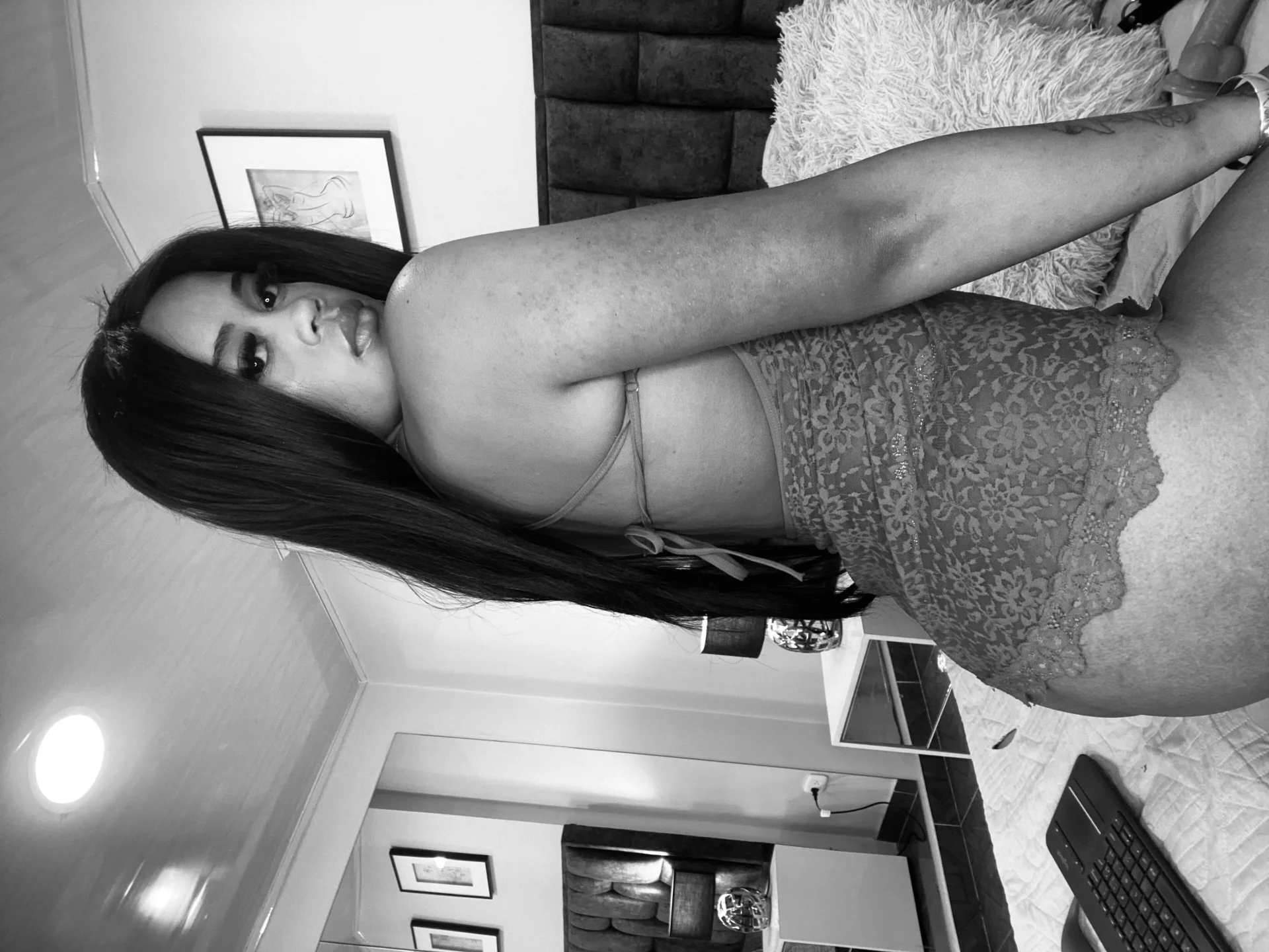 KendallVixenのPublicの 3枚の写真