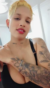 Dirty_Zoe Public Gambar 8