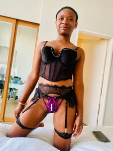 Sweetjuicyclitoris Public Poză 3