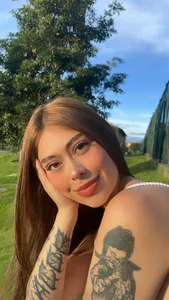 EmmilyClark Realax ❤😎 صورة واحدة|EmmilyClark Realax ❤😎 صورتان|EmmilyClark Realax ❤😎  4 صور|EmmilyClark Realax ❤😎  4 صورة