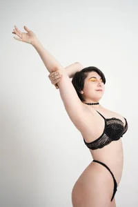 Lily_Marlin Happy Valentine's Day! Pic 9