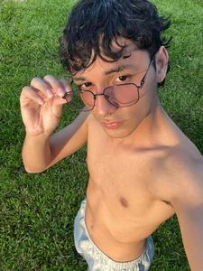 andrew_dann hi i am andrew Pic
