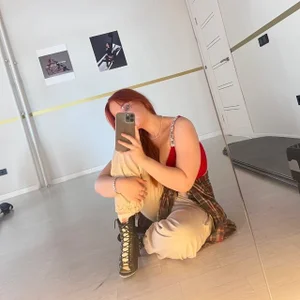 VersieMitchener Hey I am new here♥ Pic