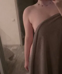 nikole_kitt Love grows in silence.. Fotka