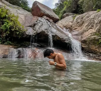 hey de tom_russo  3 photos