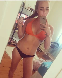 Pillow69Talk's XXX Nude Photo 2