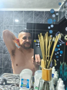 Yeol_King In the bathroom Pic 3