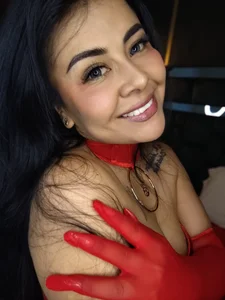 Red temptation od Aniajoness_  4 snímek