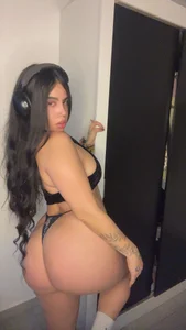 Cuteandhornyy: Public ( 7 фото)