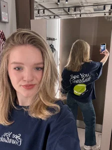 MariaMedow Public  2টি ছবি