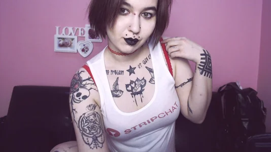 MoorderxDoll Public Pic 3