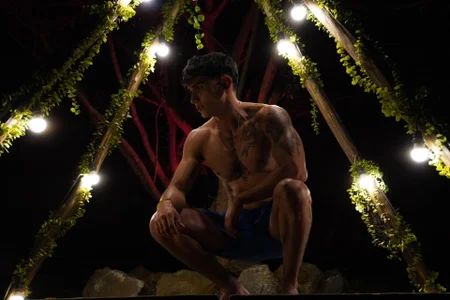 muscle_boyhorny town Foto 5