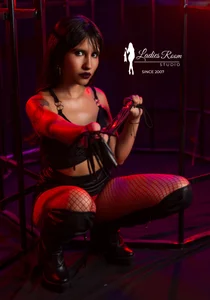 NAILAHARD: Your goddess Naila🔥 ( 2 фото)