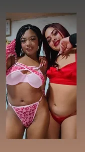 scarletandroxanecs Public Pic 3