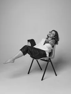 risha_laas black and white Pic 6