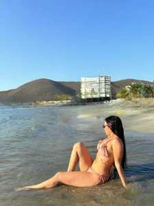 natalyWilliams Beach, sea and passion 🔥 Foto 3