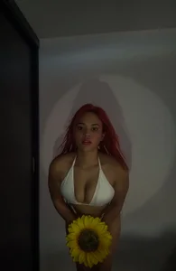 CAMILA--REYjuly图片 2