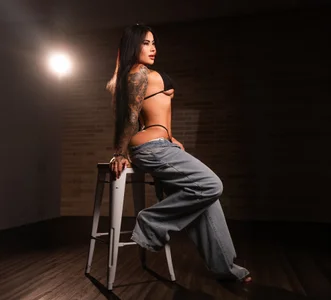 KimberlyWalton DENIM LOW LIGHTS 💙 Foto 8