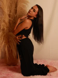 Aisha_Vex A sexy brunette girl slika 4