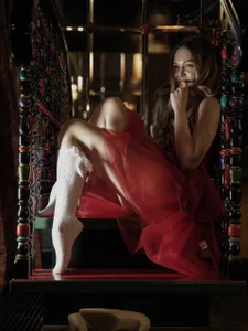 Nicole_Loy: Welcome🥰 ( 2 фото)